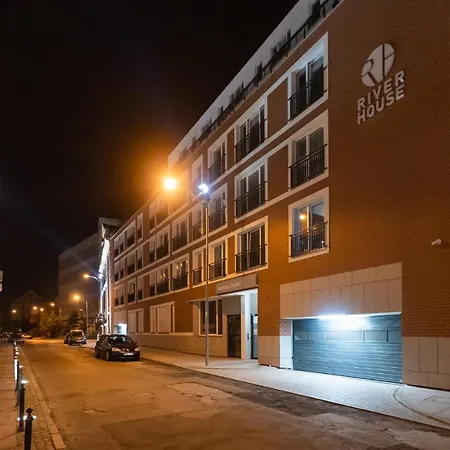 400 Bulwary Stare No 1 아파트 슈체친