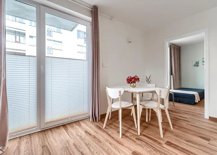 400 Bulwary Stare No 1